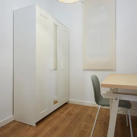 61par1014- Magnifico Recientemente Decorado En Poble Sec Apartment