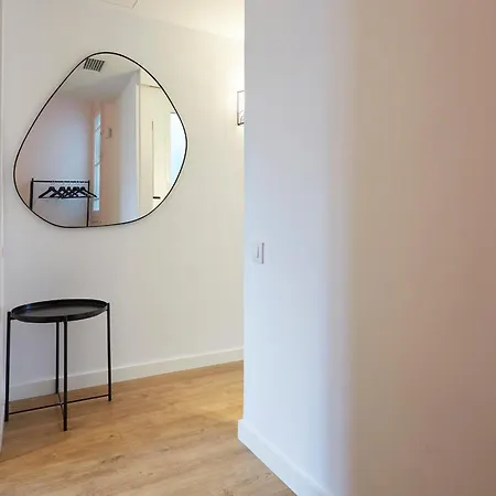Apartment 61par1014- Magnifico Recientemente Decorado En Poble Sec Barcelona